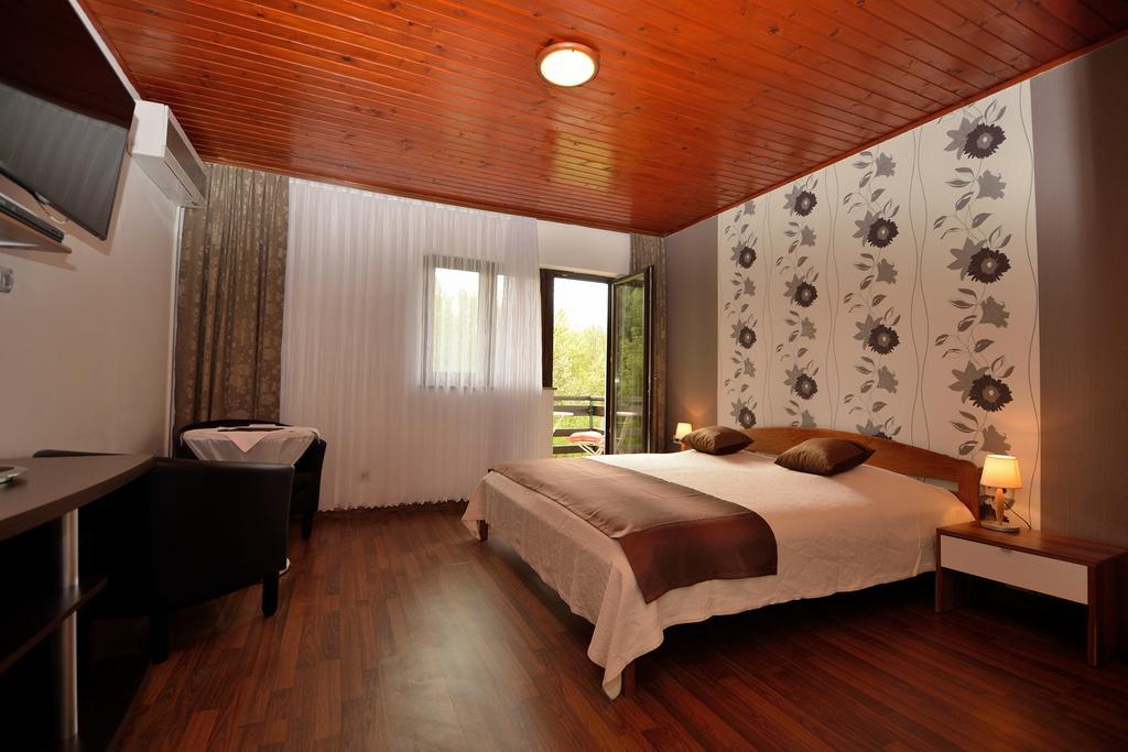 Plitvice Pansion Lovric Plitvicka Jezera Room photo